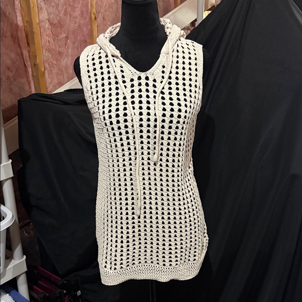 Nicole Miller Cream Open-Knit Hooded Tunic